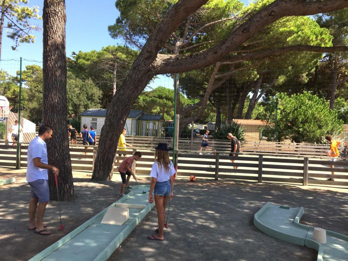 Camping Le Suroit Le Bois-Plage-en-Re Luaran gambar